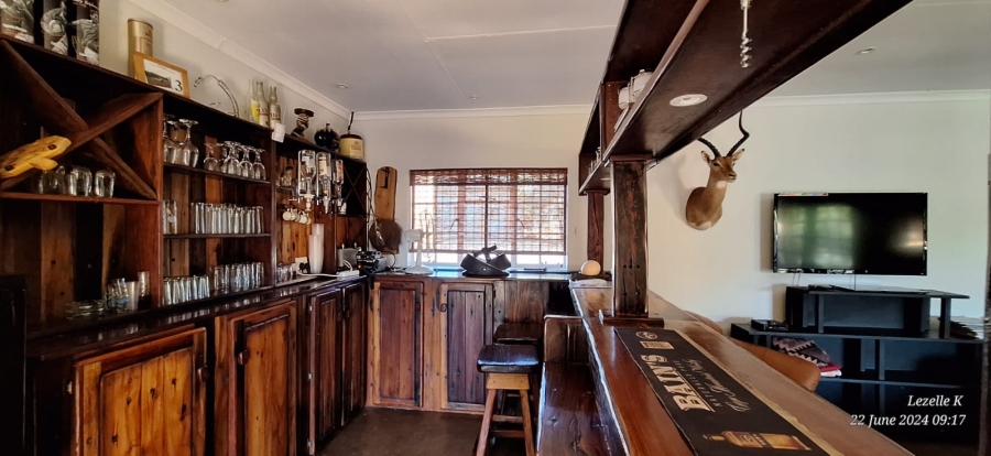 8 Bedroom Property for Sale in Swartruggens North West